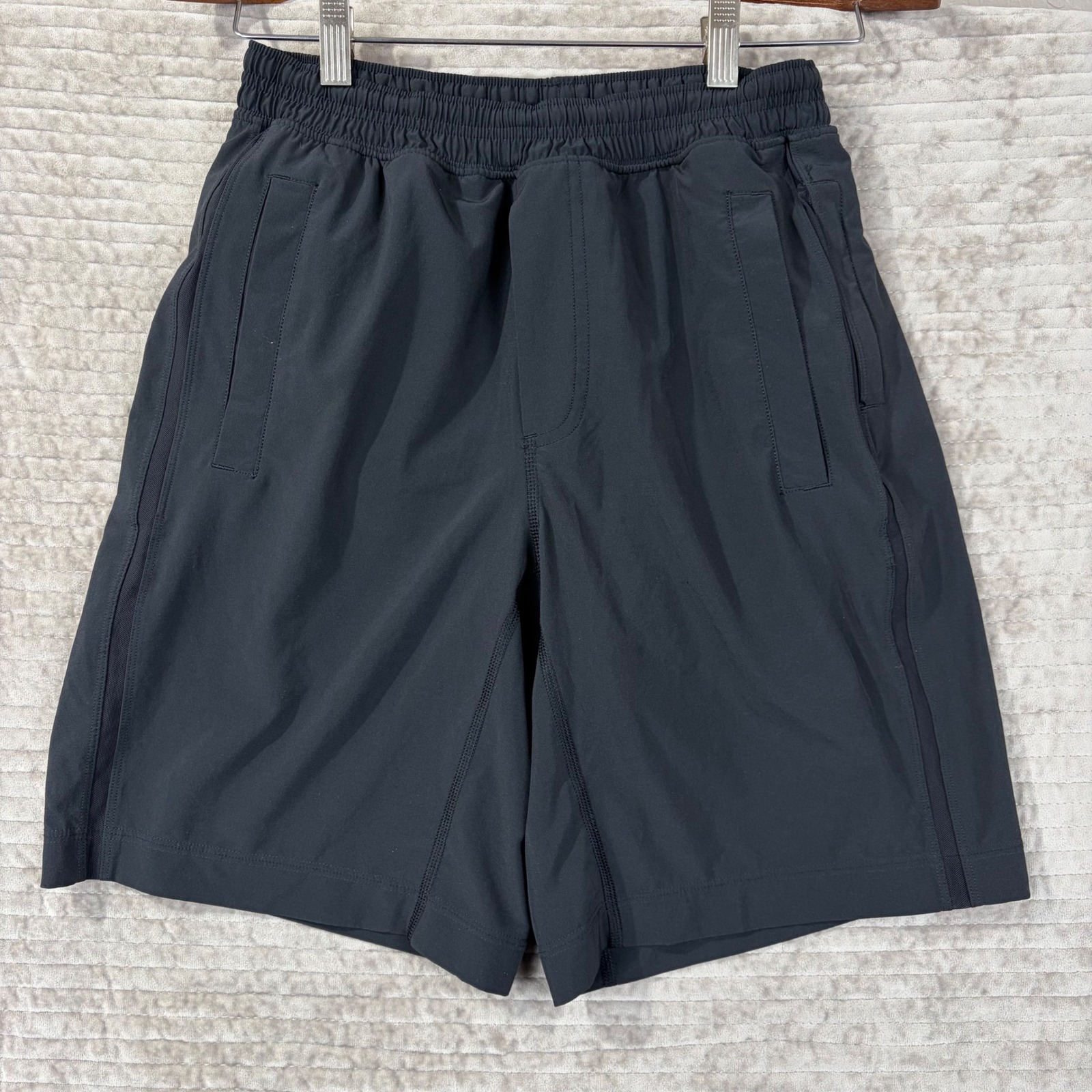 Lululemon Abc Pants Shorts Gray Mens Size S Athletic Stretch Commuter
